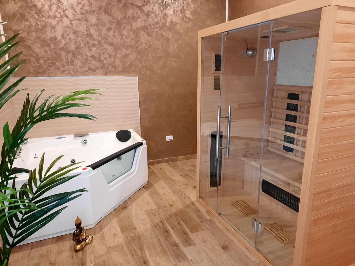 Suite Natura Bed&Beauty Spa ตารันโต ภายนอก รูปภาพ