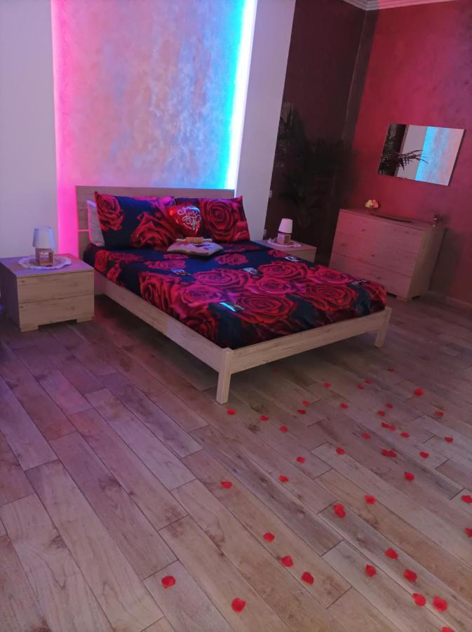 Suite Natura Bed&Beauty Spa ตารันโต ภายนอก รูปภาพ